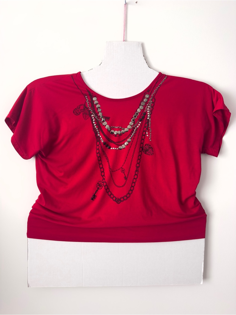 y2k red chain design top